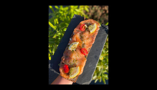 BRUSCHETTA AU SAUMON