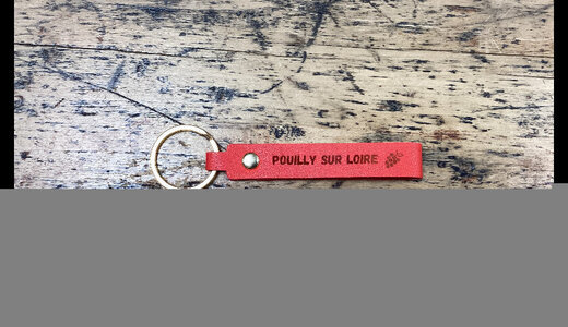 Porte clé pu pouilly sur loire rouge