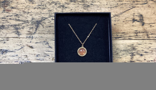 Collier pierres naturelles torsadé quartz rose