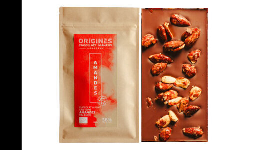 Tablette lait et amandes caramélisées