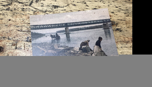 CP colorisée Pouilly type de laveuses nivernaises